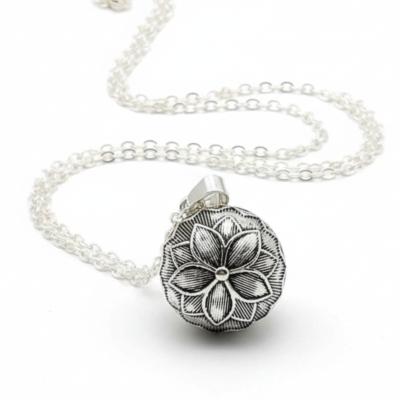 Collier Bola de Grossesse Argent avec Fleur - Giulia 1 - Loupita