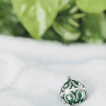 Collier Bola de Grossesse Argent et Vert Inaya 1 - Loupita